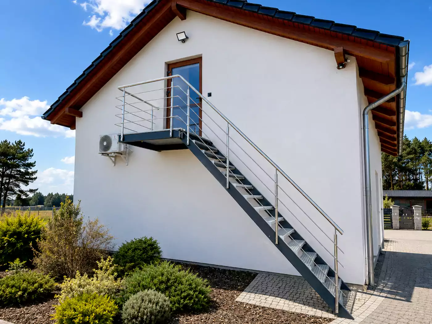 Schody metalowe — realizacja TOKAR Gliwice