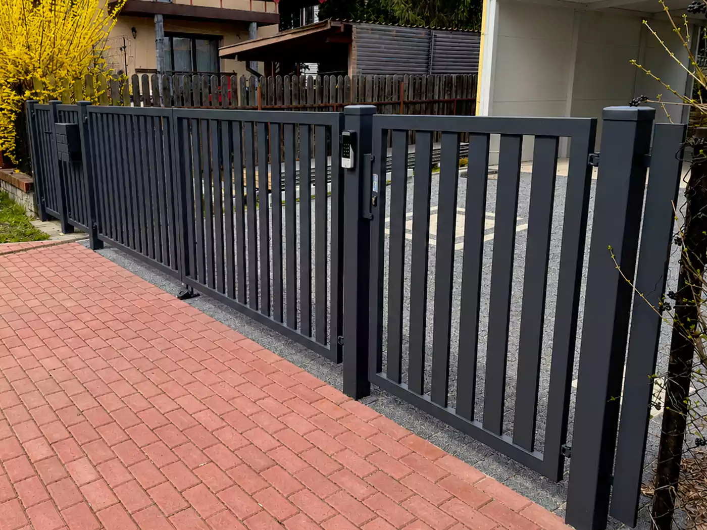 Brama metalowa — realizacja TOKAR Gliwice